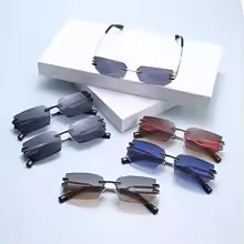 Lunettes de soleil polygonales